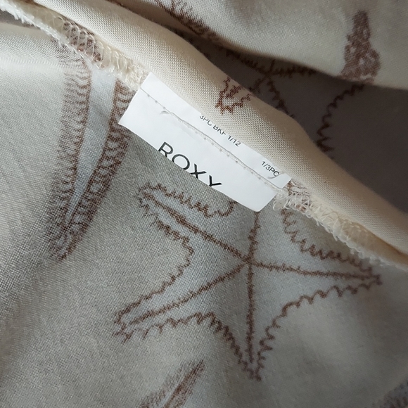 Roxy - Picture 11 of 11